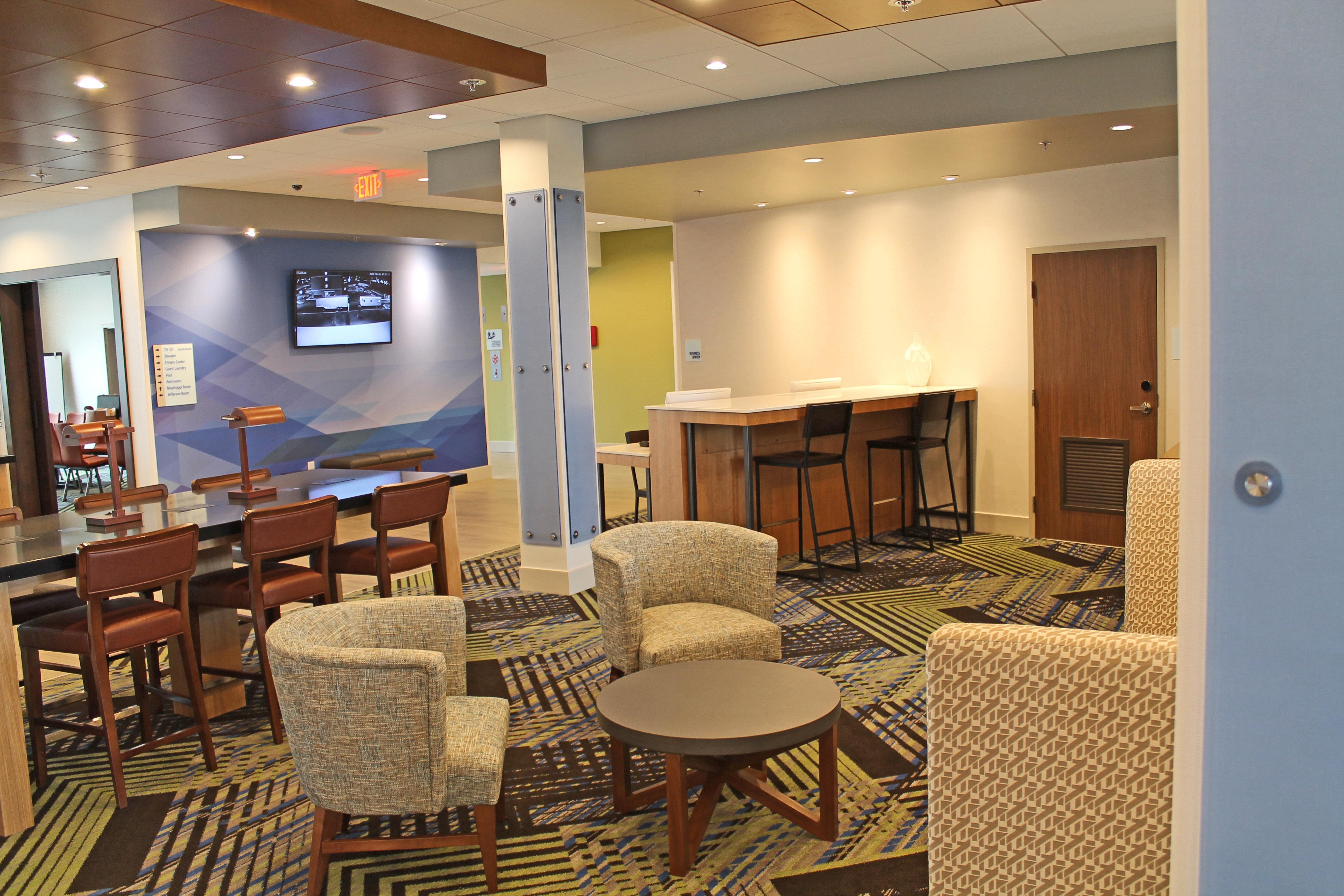 Holiday Inn Express & Suites - St. Louis South - I-55 By Ihg Mehlville Exterior photo